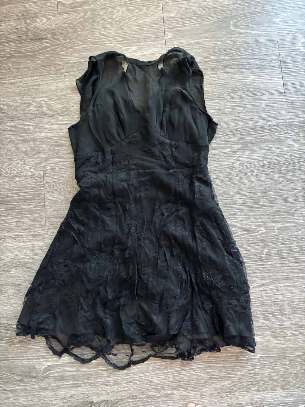 Silk Chic Black Sleeveless Lace Mini Dress